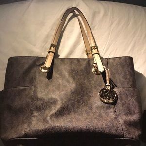 Michael Kors signature Jetset East West Large Tote